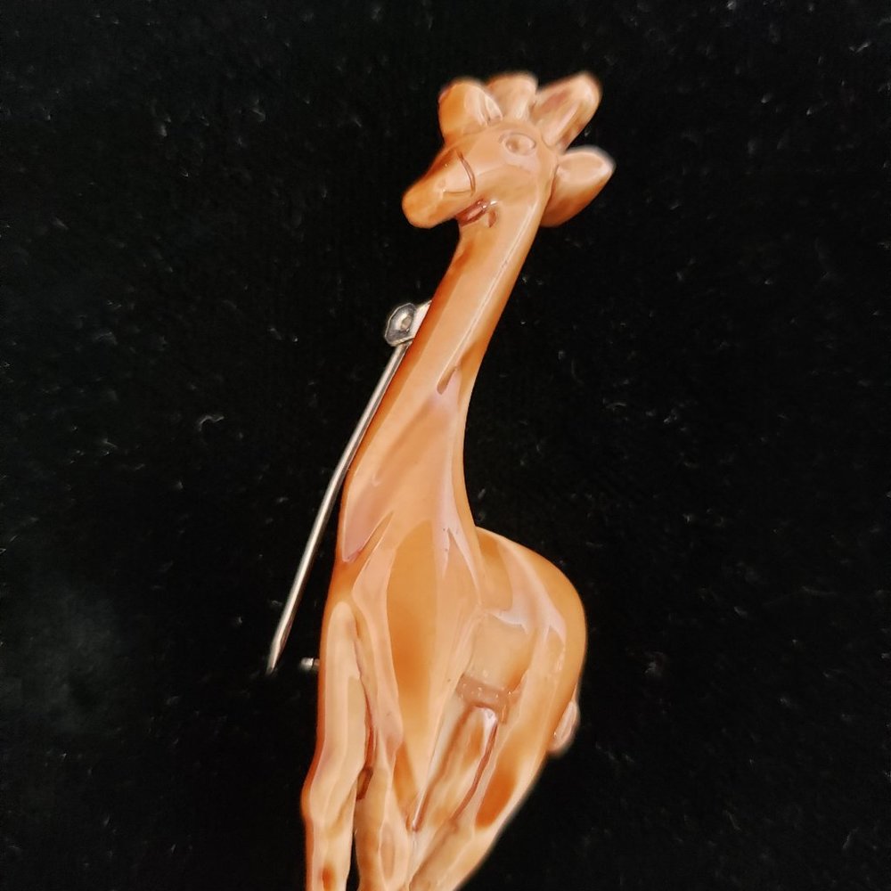 Vintage Acrylic Giraffe Brooch